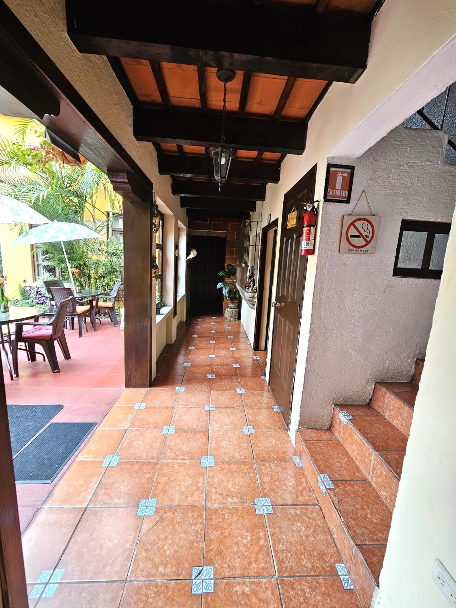 Hotel Casa Del Cerro Antigua Exterior photo